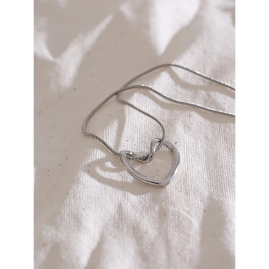 Heartflow Necklace - aphoriah