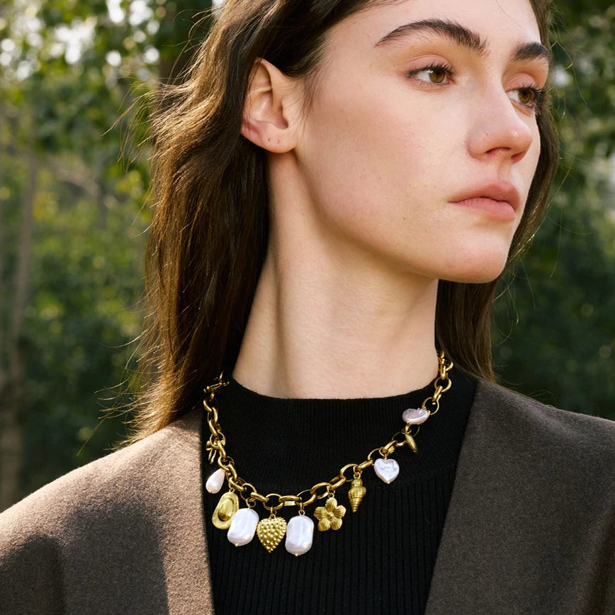 Pearls Seashell Necklace