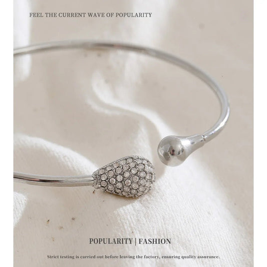 Droplet Arc Bracelet - aphoriah